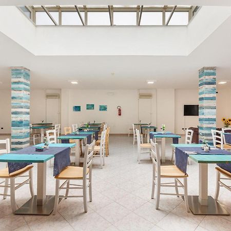 Hotel Il Riccio Porto Cesareo Dış mekan fotoğraf
