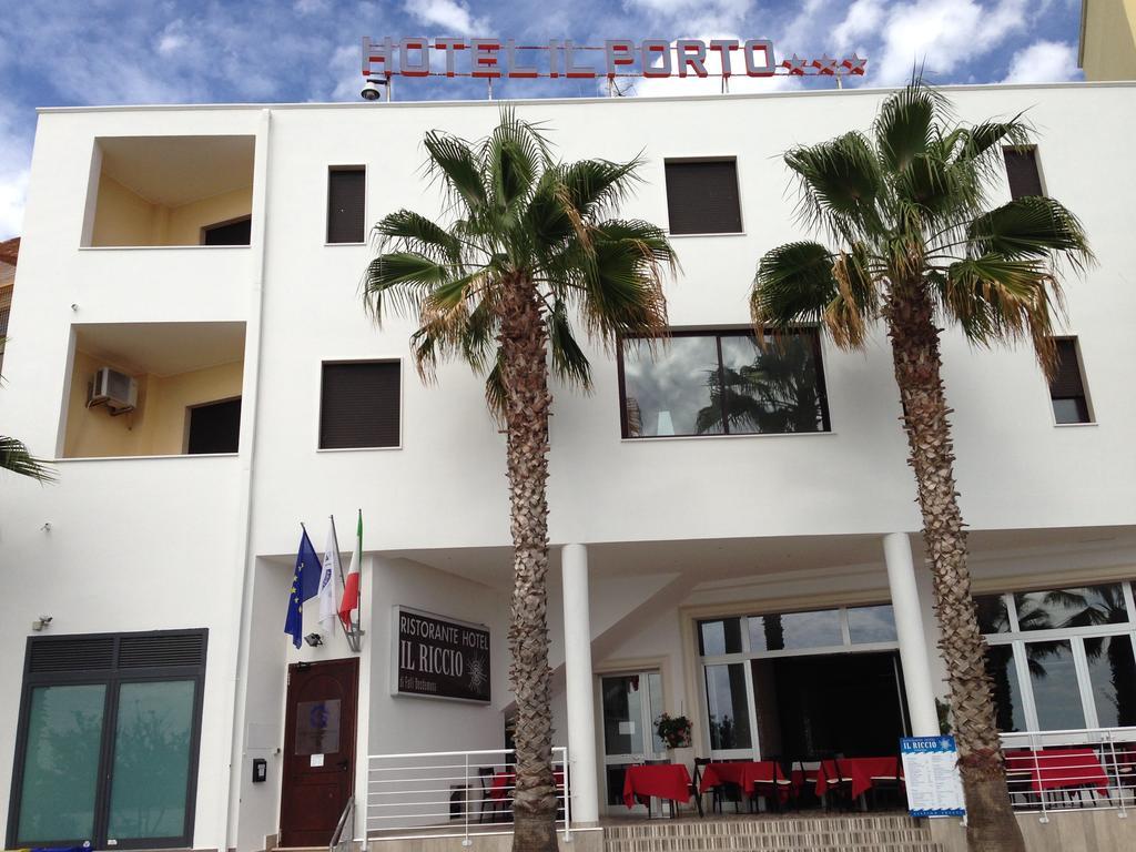 Hotel Il Riccio Porto Cesareo Dış mekan fotoğraf