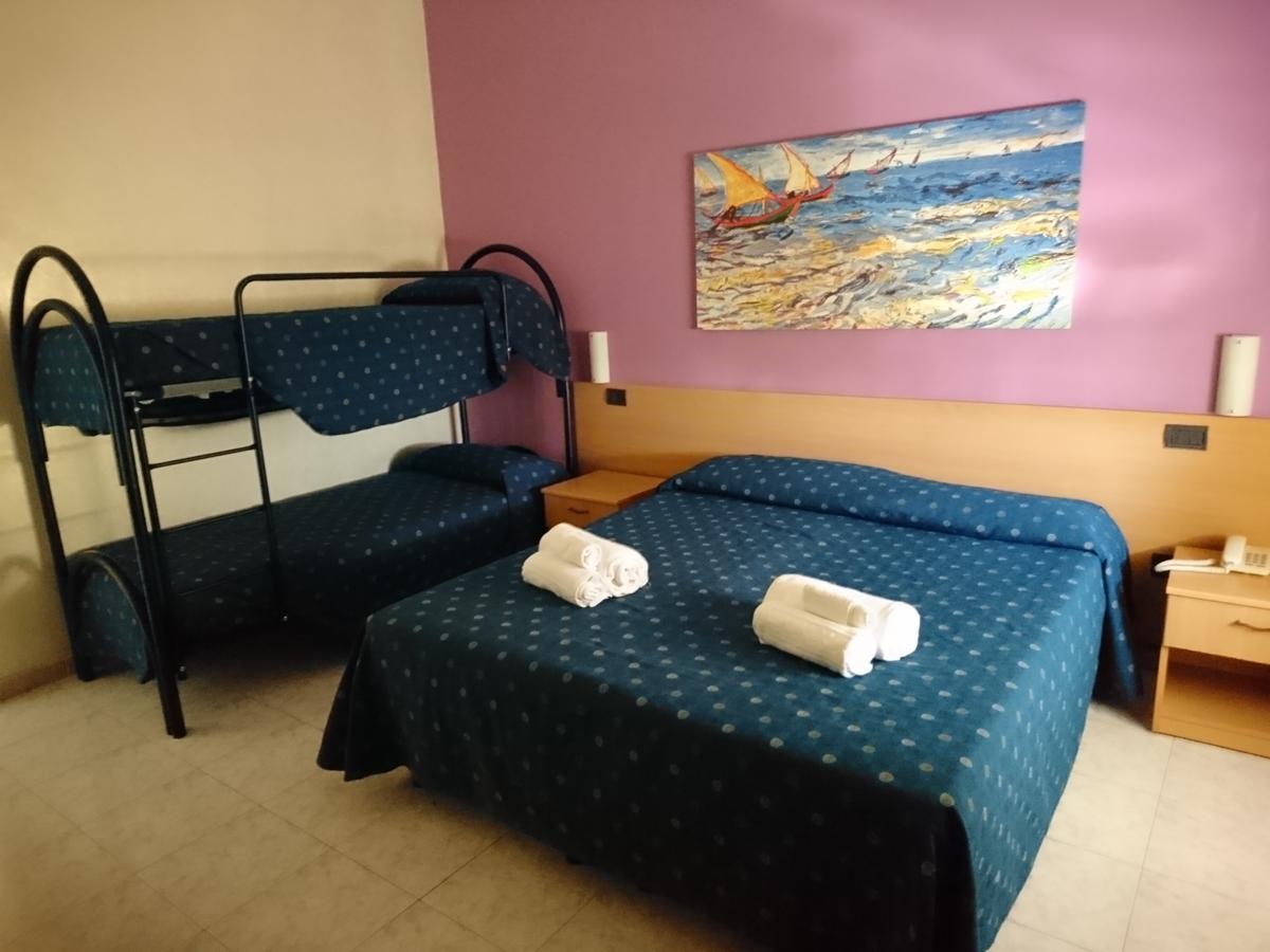 Hotel Il Riccio Porto Cesareo Dış mekan fotoğraf