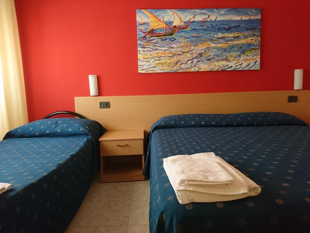 Hotel Il Riccio Porto Cesareo Dış mekan fotoğraf