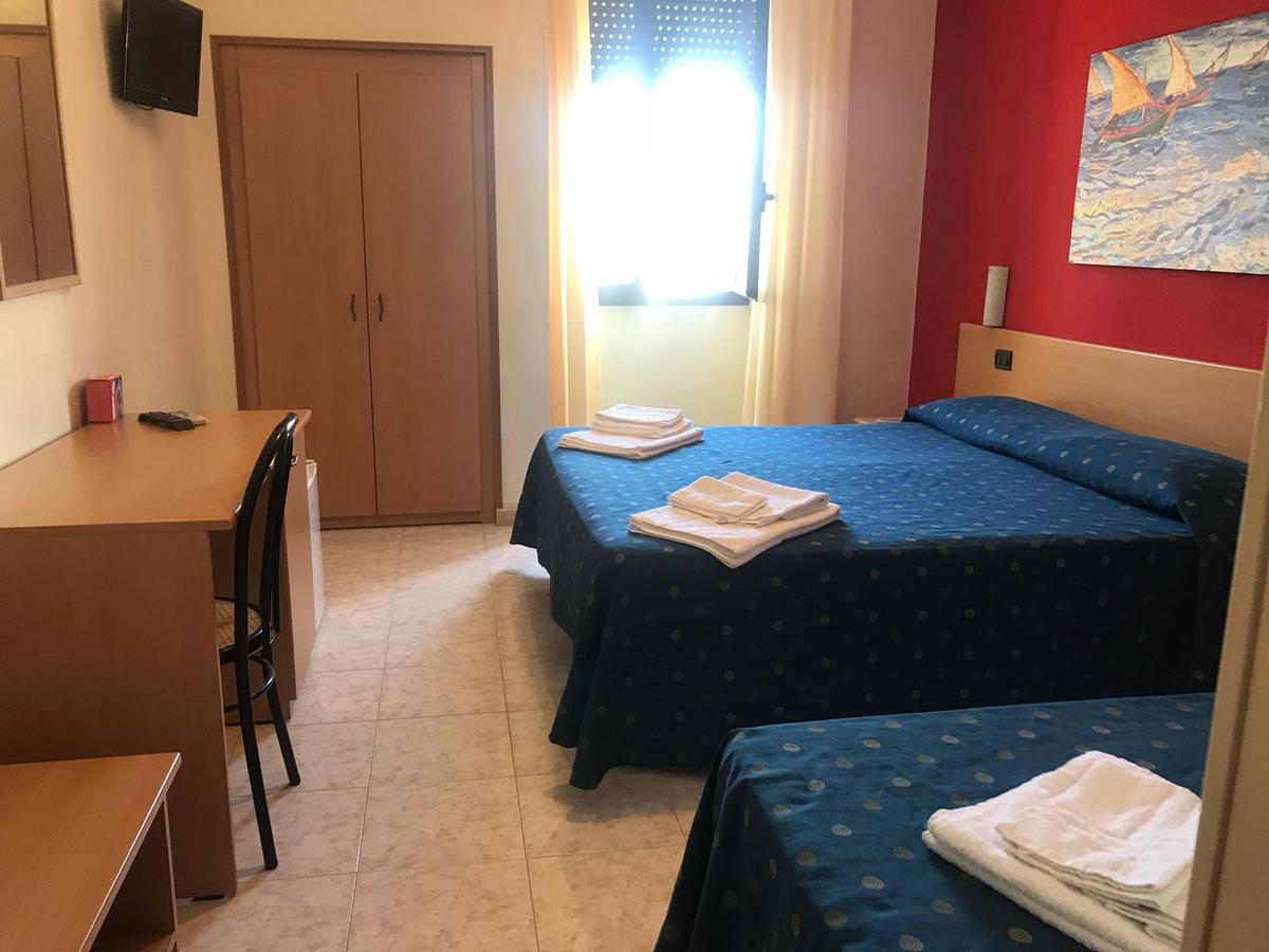 Hotel Il Riccio Porto Cesareo Dış mekan fotoğraf