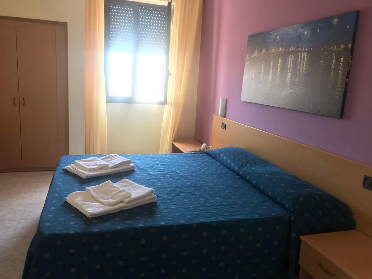 Hotel Il Riccio Porto Cesareo Dış mekan fotoğraf