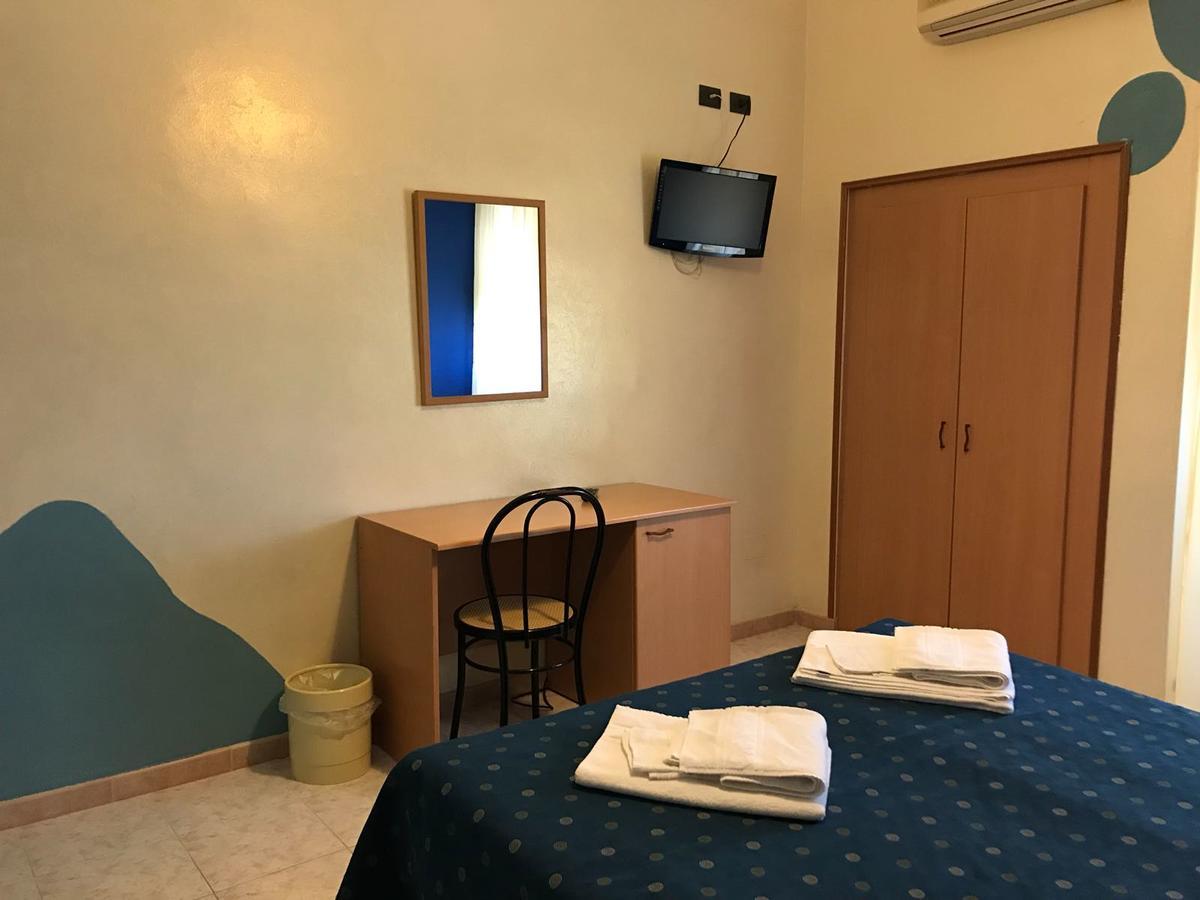 Hotel Il Riccio Porto Cesareo Dış mekan fotoğraf